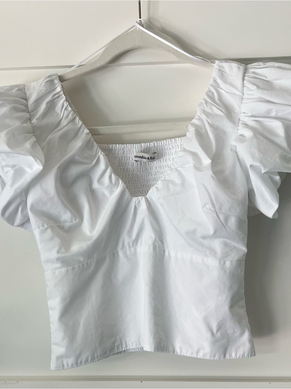 Abercrombie & Fitch White Smocked Puff Sleeve Crop Top XS NWOT